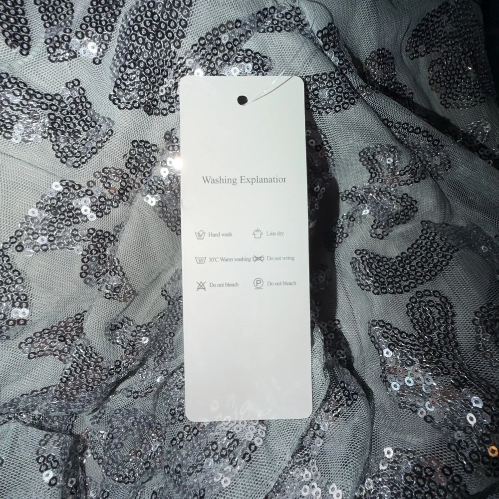 ✨ Silver Sequin Evening Gown – Size 12 – Formal / Prom / Gala Dress ✨ - Picture 10 of 10